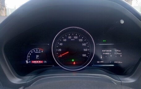 Honda Vezel, 2018 год, 1 850 000 рублей, 8 фотография