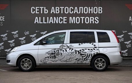 Toyota ISis I, 2009 год, 900 000 рублей, 4 фотография