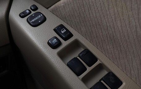 Toyota ISis I, 2009 год, 900 000 рублей, 20 фотография