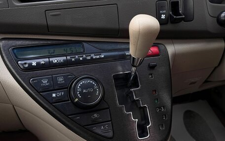 Toyota ISis I, 2009 год, 900 000 рублей, 21 фотография