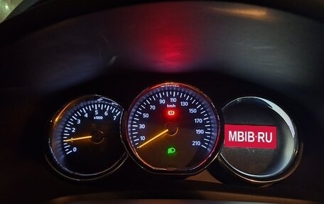 Renault Sandero II рестайлинг, 2018 год, 900 000 рублей, 4 фотография