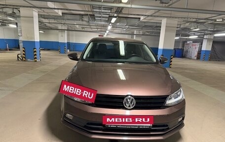 Volkswagen Jetta VI, 2016 год, 1 550 000 рублей, 2 фотография