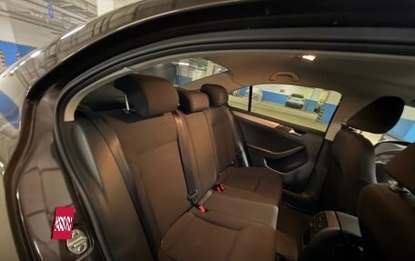 Volkswagen Jetta VI, 2016 год, 1 550 000 рублей, 9 фотография