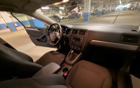 Volkswagen Jetta VI, 2016 год, 1 550 000 рублей, 10 фотография