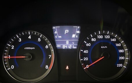 Hyundai Solaris II рестайлинг, 2012 год, 810 000 рублей, 13 фотография