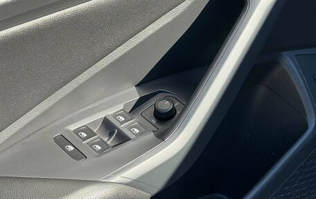 Volkswagen Jetta VII, 2020 год, 1 930 000 рублей, 12 фотография