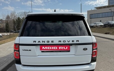 Land Rover Range Rover IV рестайлинг, 2018 год, 4 300 000 рублей, 7 фотография