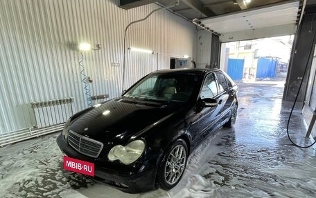 Mercedes-Benz C-Класс, 2002 год, 300 000 рублей, 3 фотография