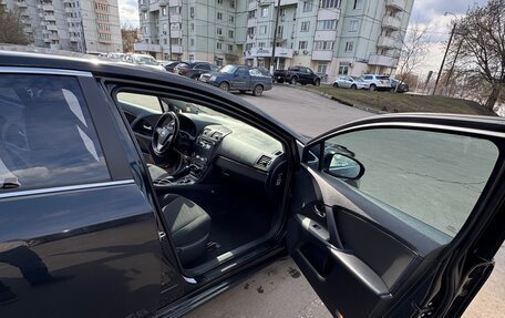 Toyota Avensis III рестайлинг, 2010 год, 750 000 рублей, 10 фотография