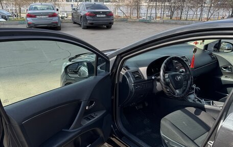 Toyota Avensis III рестайлинг, 2010 год, 750 000 рублей, 17 фотография