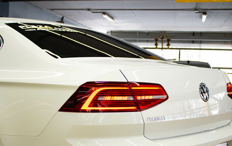 Volkswagen Passat B8 рестайлинг, 2017 год, 1 899 000 рублей, 7 фотография