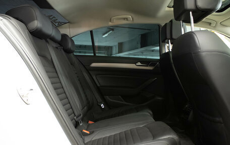 Volkswagen Passat B8 рестайлинг, 2017 год, 1 899 000 рублей, 14 фотография