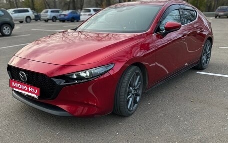 Mazda 3, 2019 год, 1 770 000 рублей, 2 фотография
