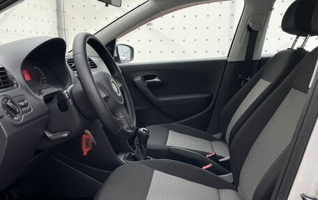 Volkswagen Polo VI (EU Market), 2013 год, 880 000 рублей, 11 фотография