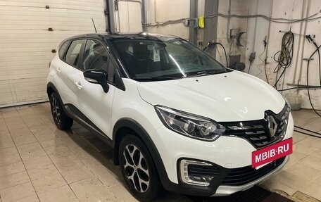 Renault Kaptur I рестайлинг, 2020 год, 1 599 000 рублей, 2 фотография