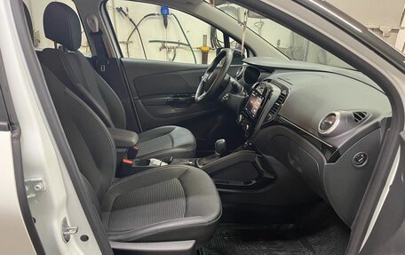 Renault Kaptur I рестайлинг, 2020 год, 1 599 000 рублей, 8 фотография