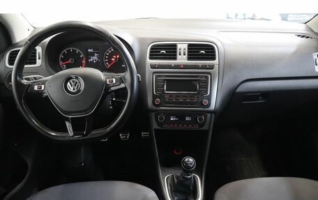 Volkswagen Polo VI (EU Market), 2016 год, 1 099 000 рублей, 11 фотография