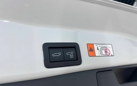 Toyota RAV4, 2026 год, 4 600 000 рублей, 29 фотография