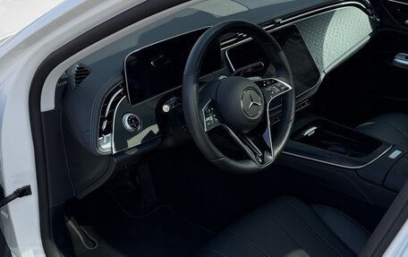 Mercedes-Benz E-Класс, 2024 год, 7 150 000 рублей, 7 фотография