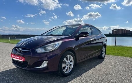 Hyundai Solaris II рестайлинг, 2011 год, 835 000 рублей, 4 фотография