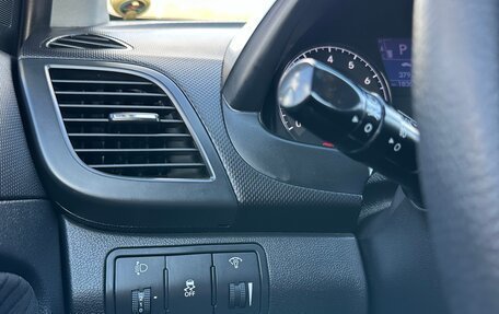 Hyundai Solaris II рестайлинг, 2011 год, 835 000 рублей, 25 фотография