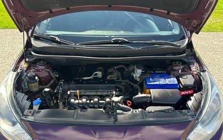 Hyundai Solaris II рестайлинг, 2011 год, 835 000 рублей, 21 фотография