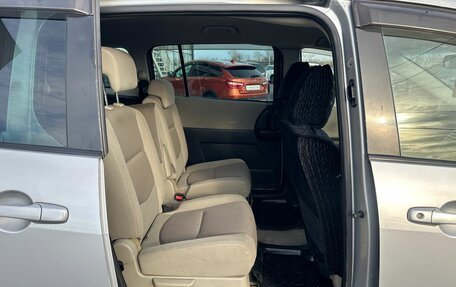 Mazda Premacy III, 2006 год, 549 999 рублей, 18 фотография