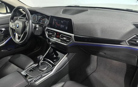 BMW 3 серия, 2021 год, 3 899 999 рублей, 11 фотография