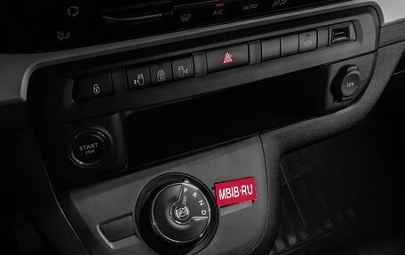 Peugeot Traveller I, 2018 год, 2 030 000 рублей, 18 фотография