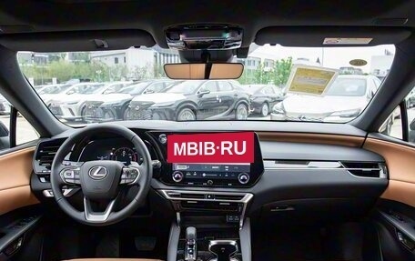 Lexus RX IV рестайлинг, 2025 год, 10 790 000 рублей, 5 фотография