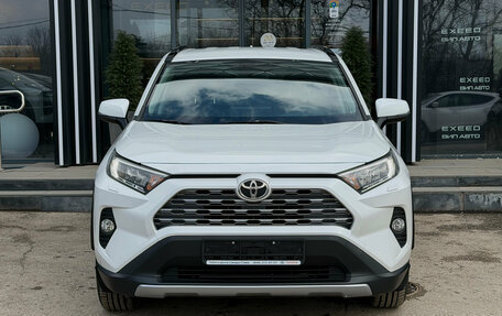 Toyota RAV4, 2020 год, 3 990 000 рублей, 2 фотография