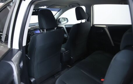 Toyota RAV4, 2015 год, 1 670 000 рублей, 11 фотография