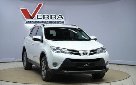 Toyota RAV4, 2015 год, 1 670 000 рублей, 3 фотография