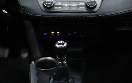 Toyota RAV4, 2015 год, 1 670 000 рублей, 15 фотография