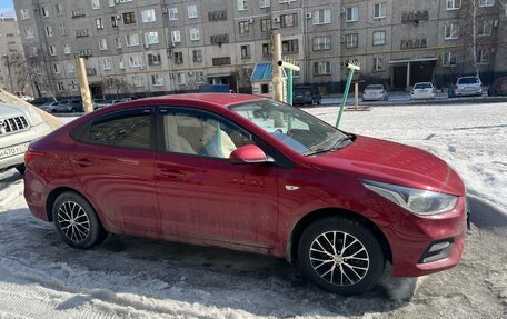 Hyundai Solaris II рестайлинг, 2018 год, 1 330 000 рублей, 1 фотография