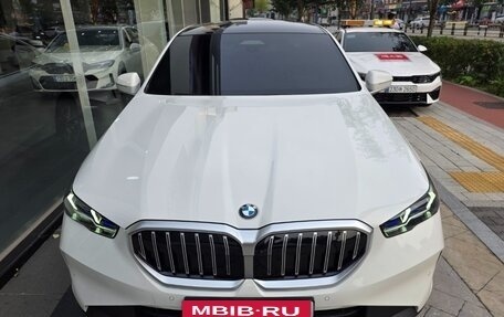 BMW 5 серия, 2025 год, 6 350 009 рублей, 1 фотография