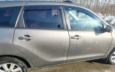 Toyota Matrix, 2003 год, 490 000 рублей, 8 фотография