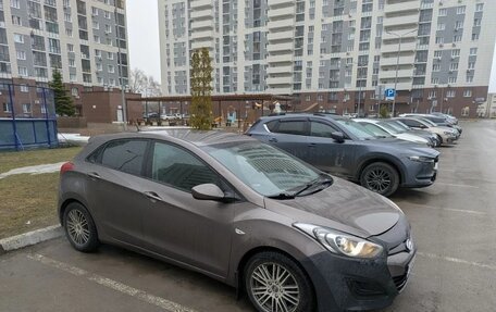 Hyundai i30 II рестайлинг, 2013 год, 620 000 рублей, 3 фотография