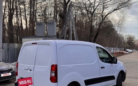 Peugeot Partner II рестайлинг 2, 2011 год, 570 000 рублей, 3 фотография