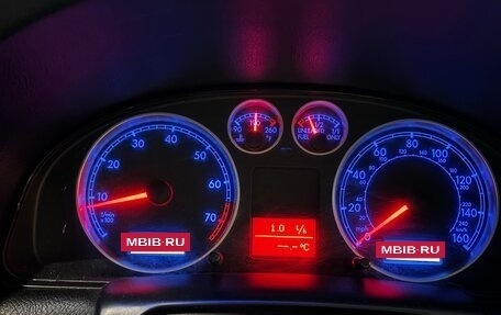 Volkswagen Passat B5+ рестайлинг, 2001 год, 230 000 рублей, 21 фотография