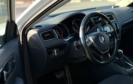 Volkswagen Jetta VI, 2017 год, 1 530 000 рублей, 5 фотография