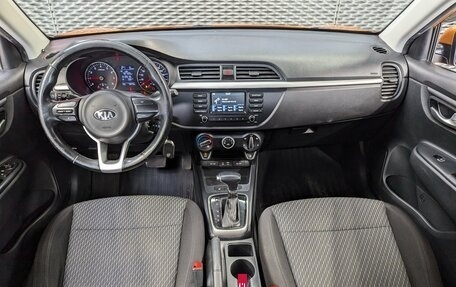 KIA Rio IV, 2018 год, 1 499 000 рублей, 12 фотография