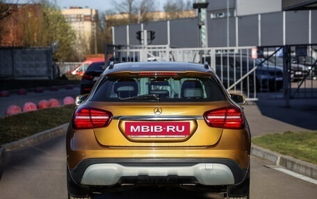 Mercedes-Benz GLA, 2017 год, 1 599 000 рублей, 6 фотография