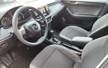 Skoda Rapid II, 2021 год, 1 790 000 рублей, 8 фотография