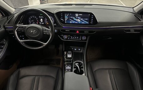 Hyundai Sonata VIII, 2022 год, 2 120 000 рублей, 4 фотография
