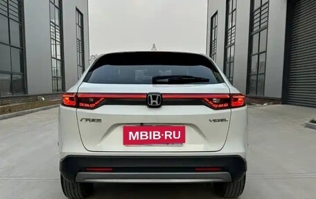 Honda Vezel, 2023 год, 2 155 055 рублей, 4 фотография