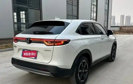 Honda Vezel, 2023 год, 2 155 055 рублей, 3 фотография