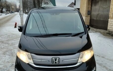 Honda Stepwgn IV, 2020 год, 2 200 000 рублей, 1 фотография