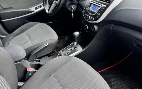 Hyundai Solaris II рестайлинг, 2011 год, 749 000 рублей, 12 фотография