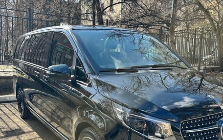 Mercedes-Benz V-Класс, 2024 год, 13 000 000 рублей, 2 фотография